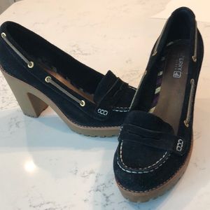 Sperry Suede Loafer w/ Block heel- size 8 LNC